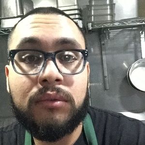 Meet your Posher, Ernesto